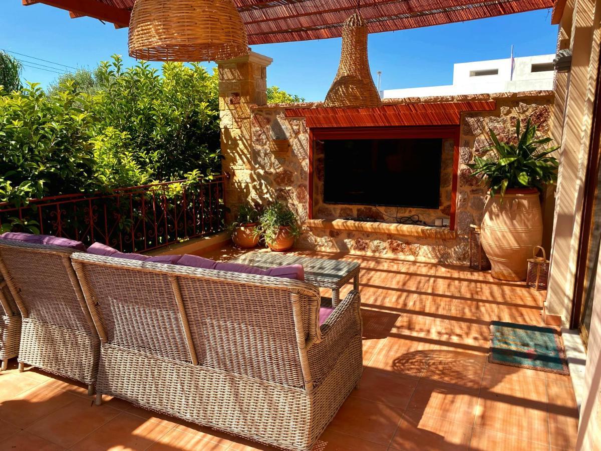 פליראקי Lucidum Villa Rhodian Hospitality & Gastronomy מראה חיצוני תמונה