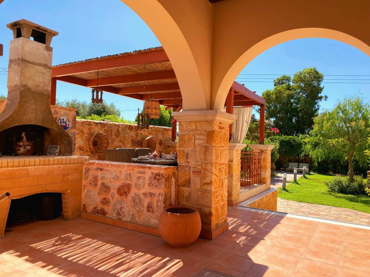 פליראקי Lucidum Villa Rhodian Hospitality & Gastronomy מראה חיצוני תמונה